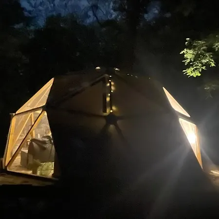 Luxusní stan Arborea, Nuits Insolites Au Coeur De La Foret Montignac-Lascaux